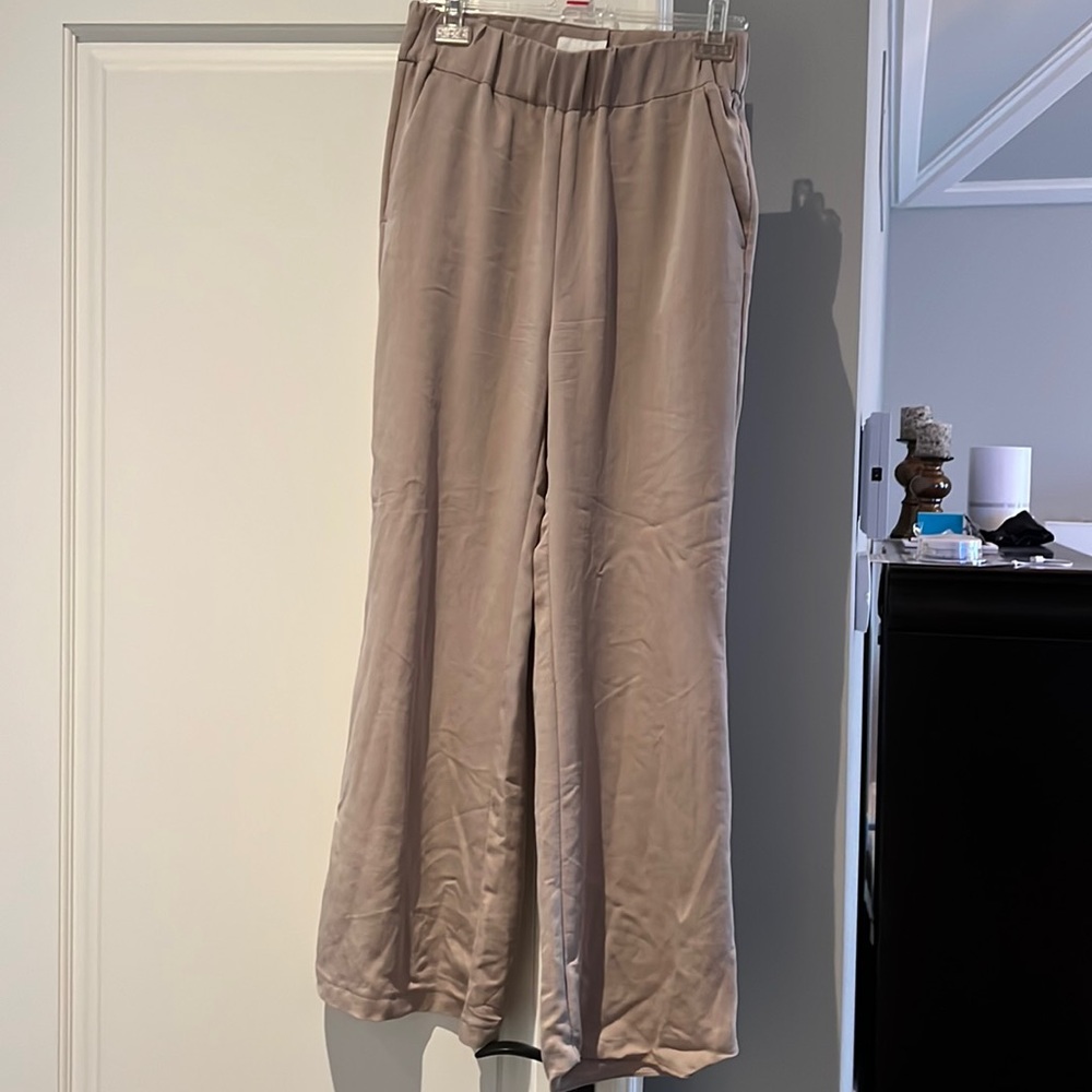 H and M wide leg pant